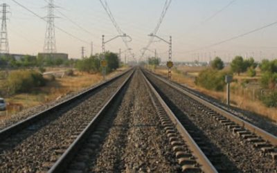 ADIF contrata las traviesas para el tramo entre Arroyo de Santa María y Navalmoral